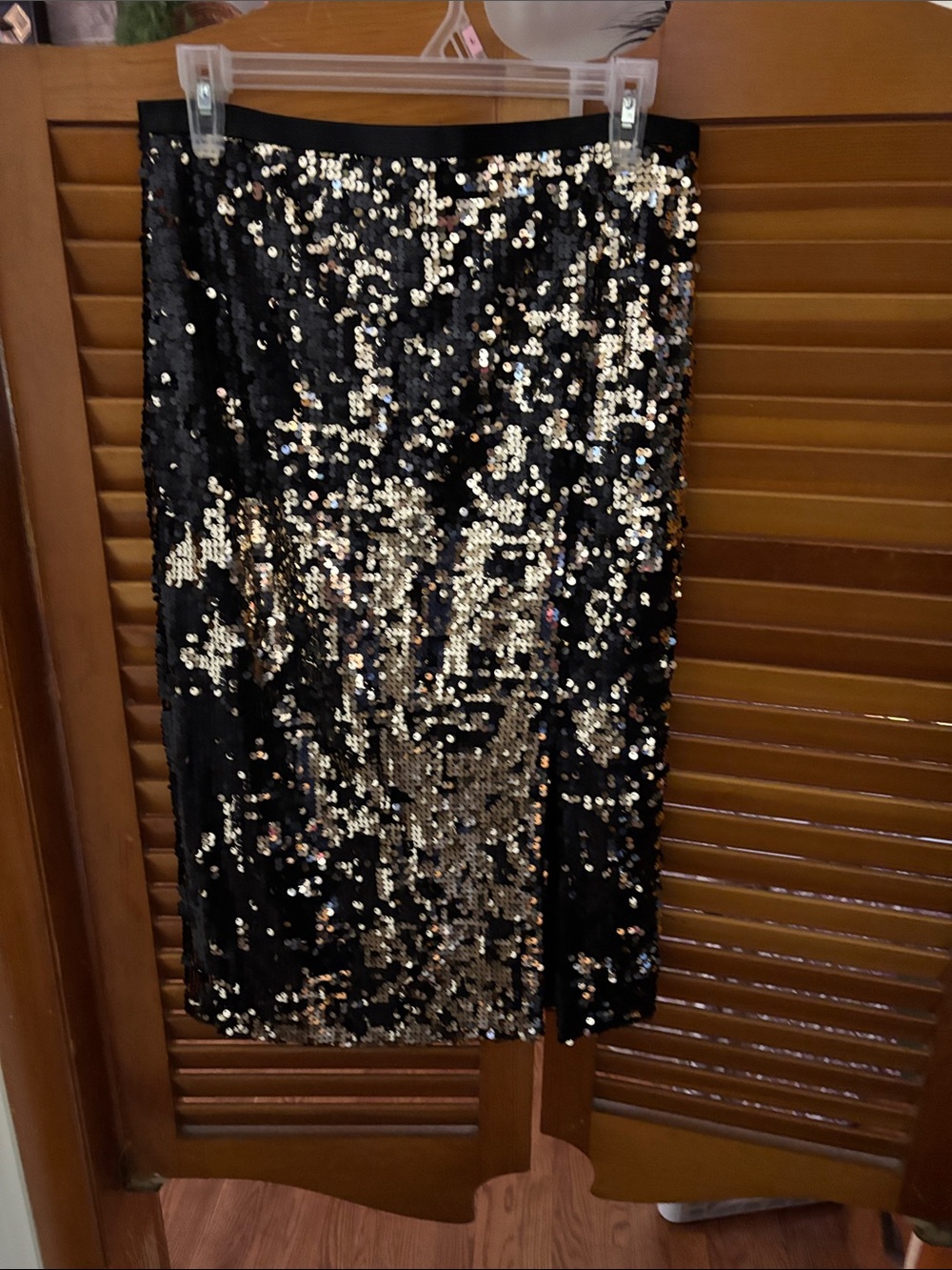 Sequin Pencil Skirt in Black and Gold - Sleek Evening Pencil